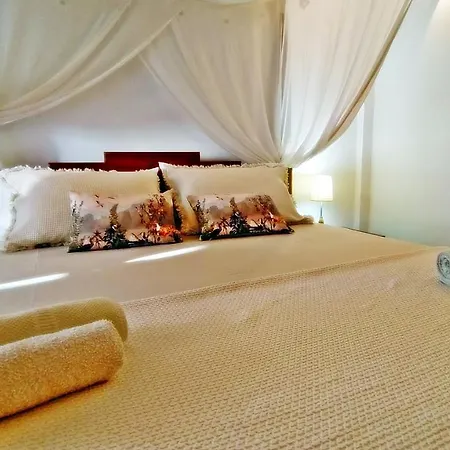 Caleta House Holiday home